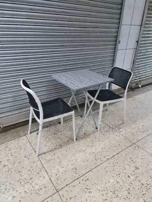 Centre Wooden Dining Foldable Table and Chairs