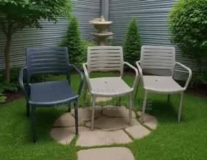 Court Yard Armrest Plastic Chairs Plastic Chairs