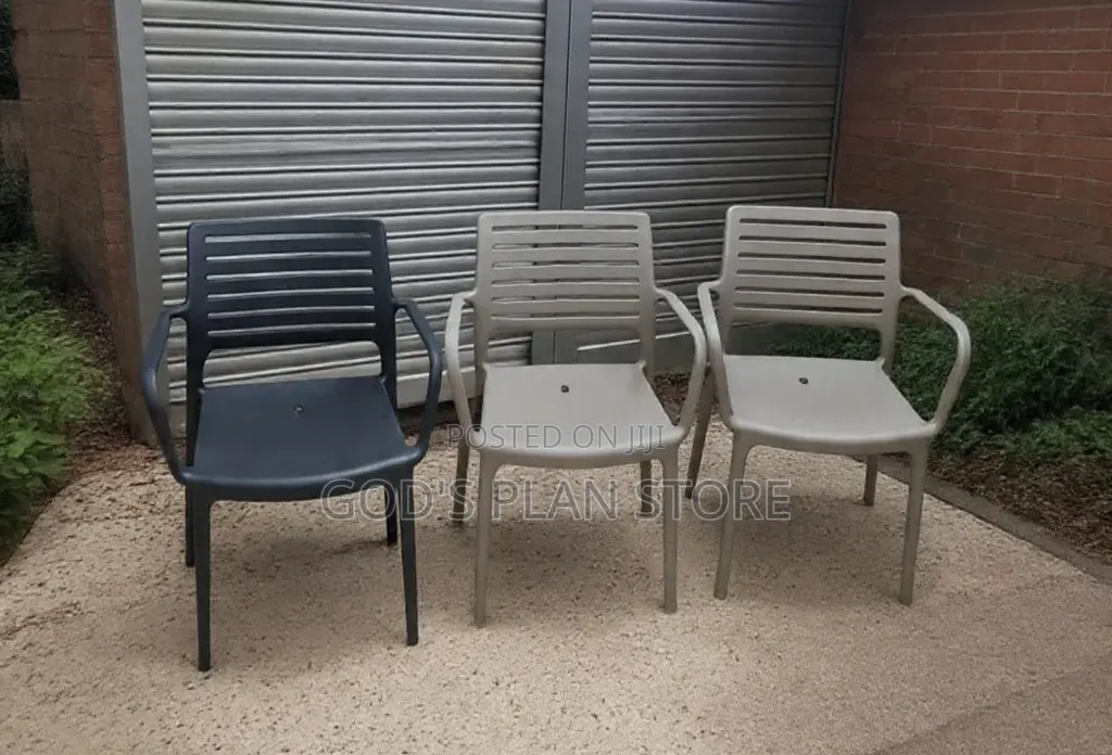 Court Yard Armrest Plastic Chairs Plastic Chairs