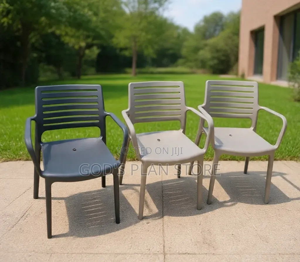Court Yard Armrest Plastic Chairs Plastic Chairs