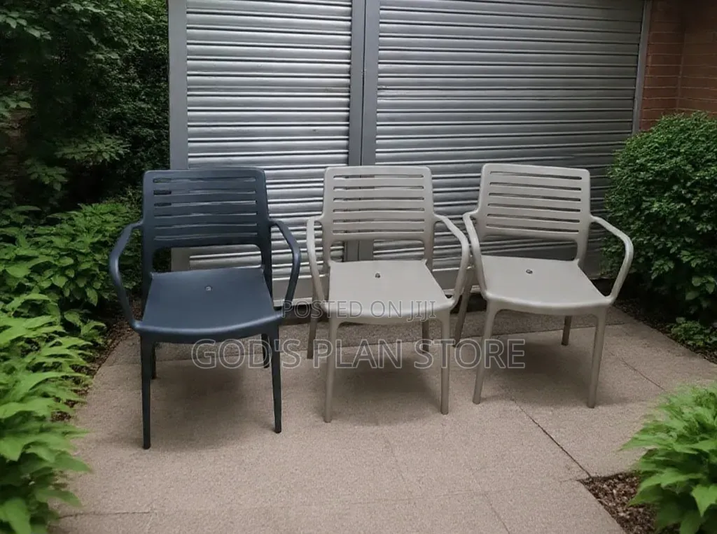 Court Yard Armrest Plastic Chairs Plastic Chairs