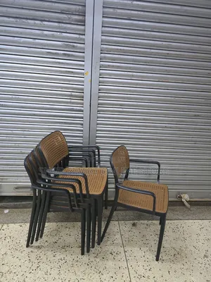 Alleged Plastic Chairs Plastic Chairs for Outdoor/Indoor