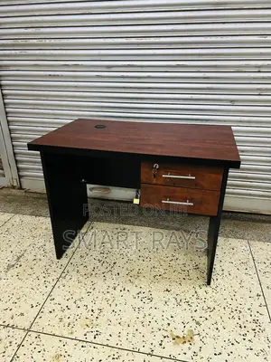 Office Desk (1m)