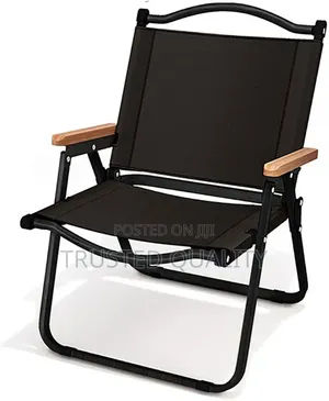 Ginoya Folding Chair