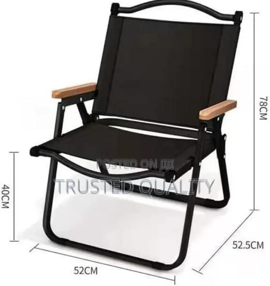 Ginoya Folding Chair