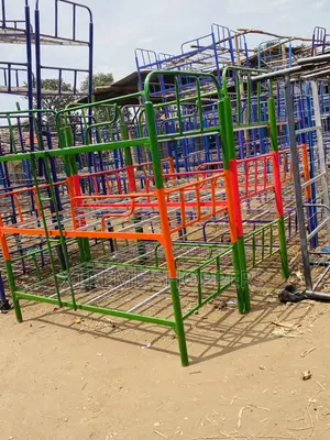 Roofing Materials-Decker /Metal -Tripple Master Bed