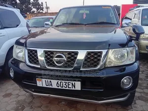 Nissan Patrol 4.5 2011 Black