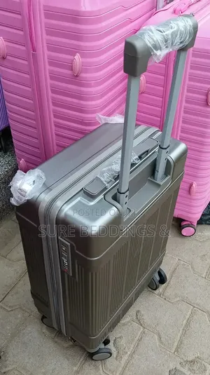 Rena Simple Suitcase