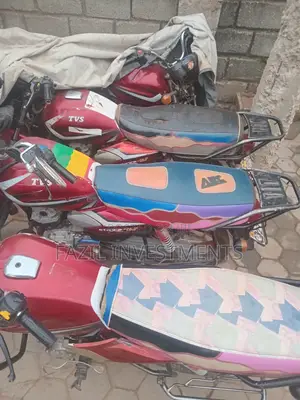 TVS HLX 125 1998 Red