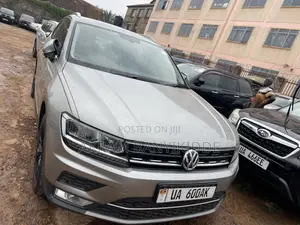 Volkswagen Tiguan 2017 Silver