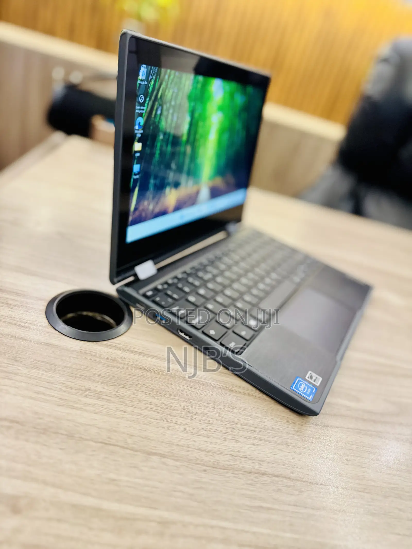 New Laptop Lenovo 300e 4GB Intel Celeron eMMC 60GB