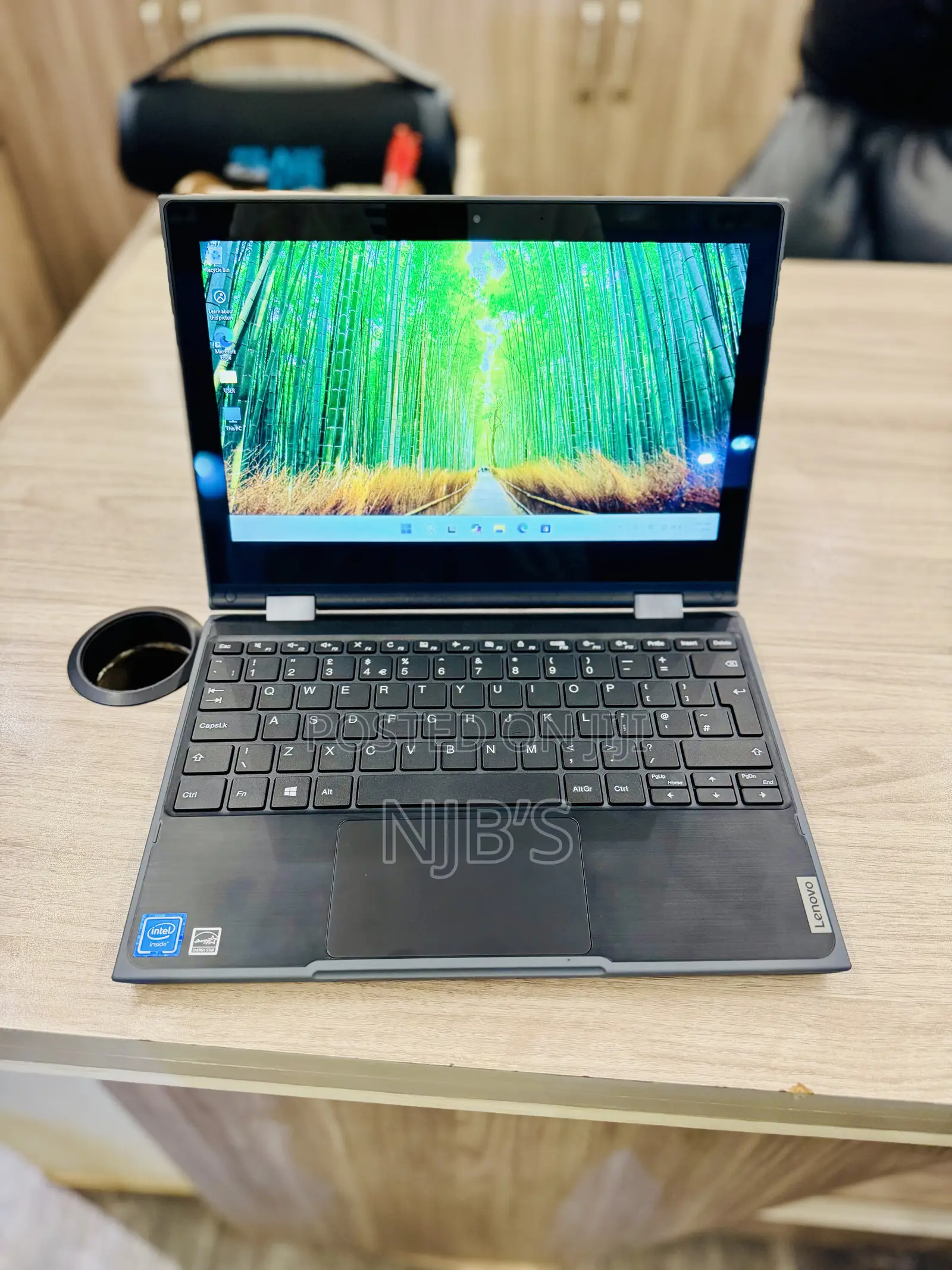 New Laptop Lenovo 300e 4GB Intel Celeron eMMC 60GB