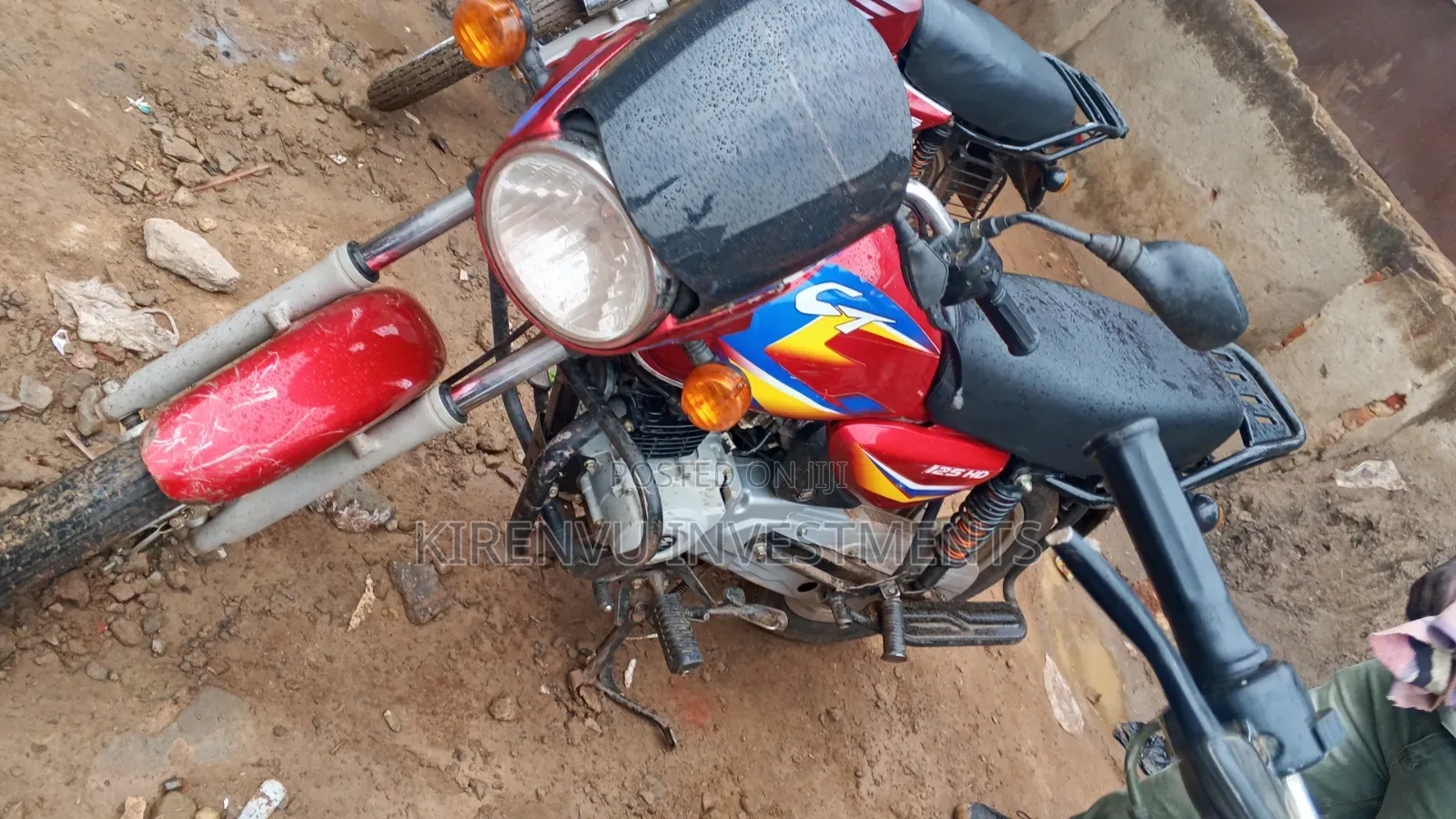 Bajaj CT 125X 2022 Red