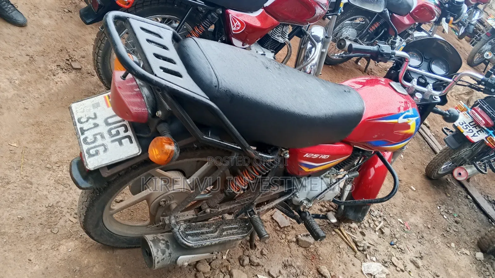 Bajaj CT 125X 2022 Red