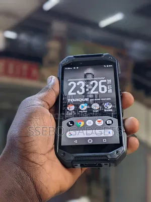 Kyocera Torque G04 KYV 46 64 GB Black