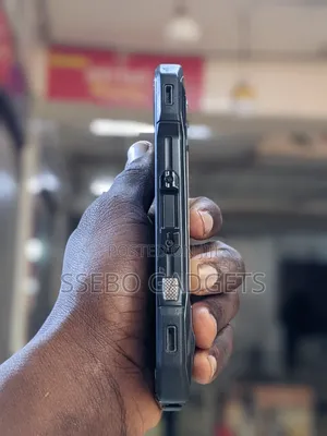 Kyocera Torque G04 KYV 46 64 GB Gray