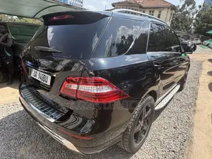 Mercedes-Benz M Class 2014 Black
