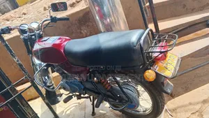 Bajaj Boxer 100 2017 Red