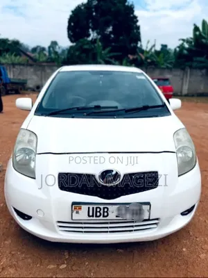 Toyota Vitz 2008 White