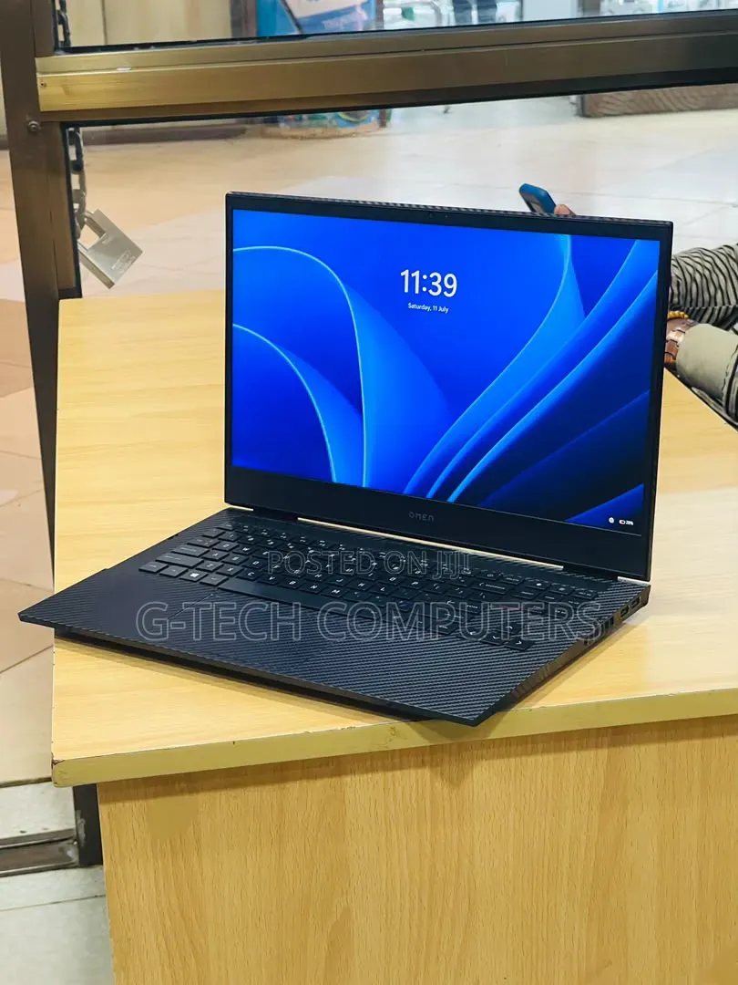 New Laptop HP Omen 16 16GB Intel Core i7 SSD 512GB