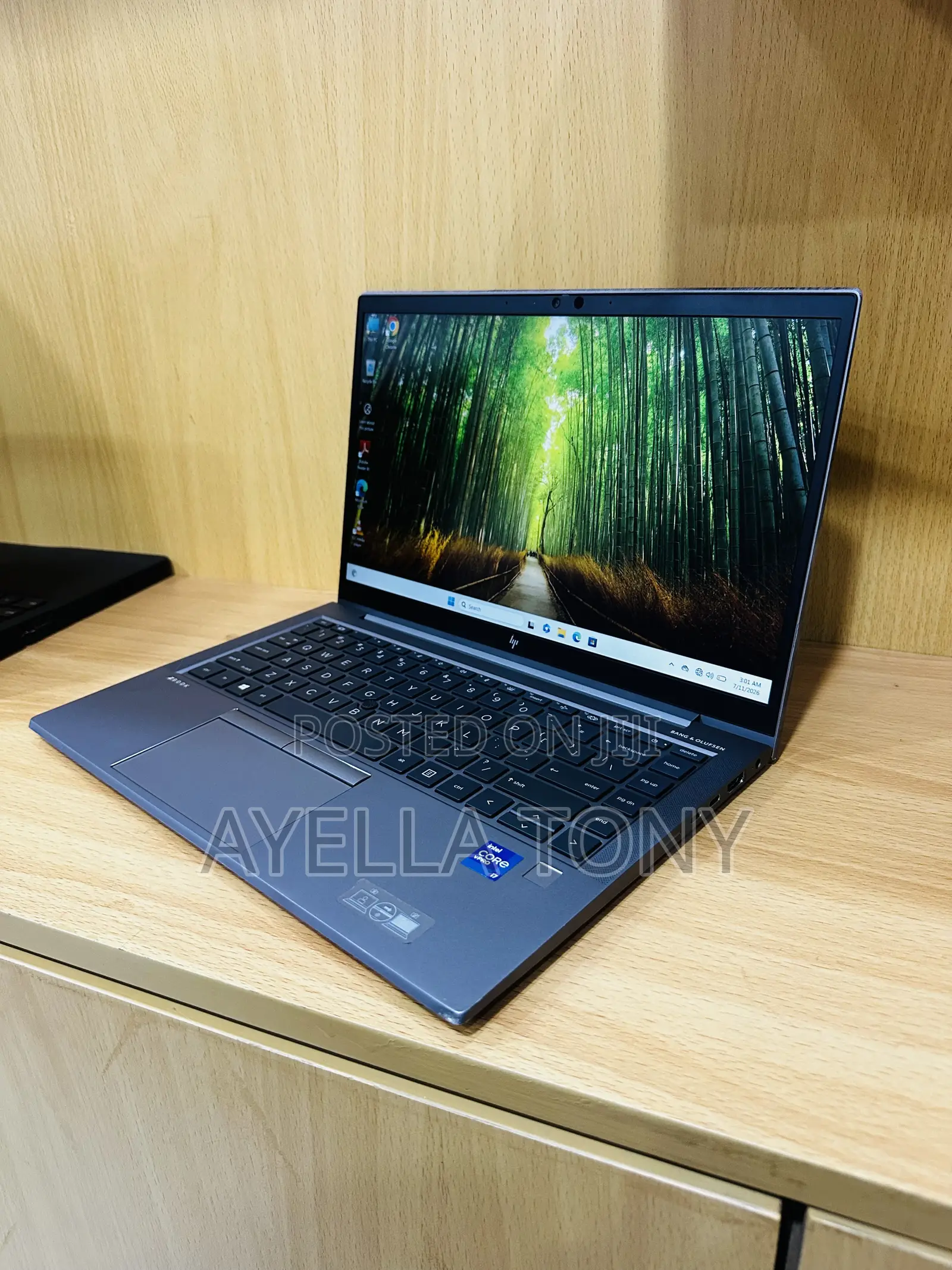 New Laptop HP ZBook Firefly 14 G7 16GB Intel Core i7 SSD 512GB
