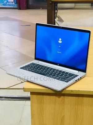 New Laptop HP ProBook 440 G9 8GB Intel Core i5 SSD 512GB