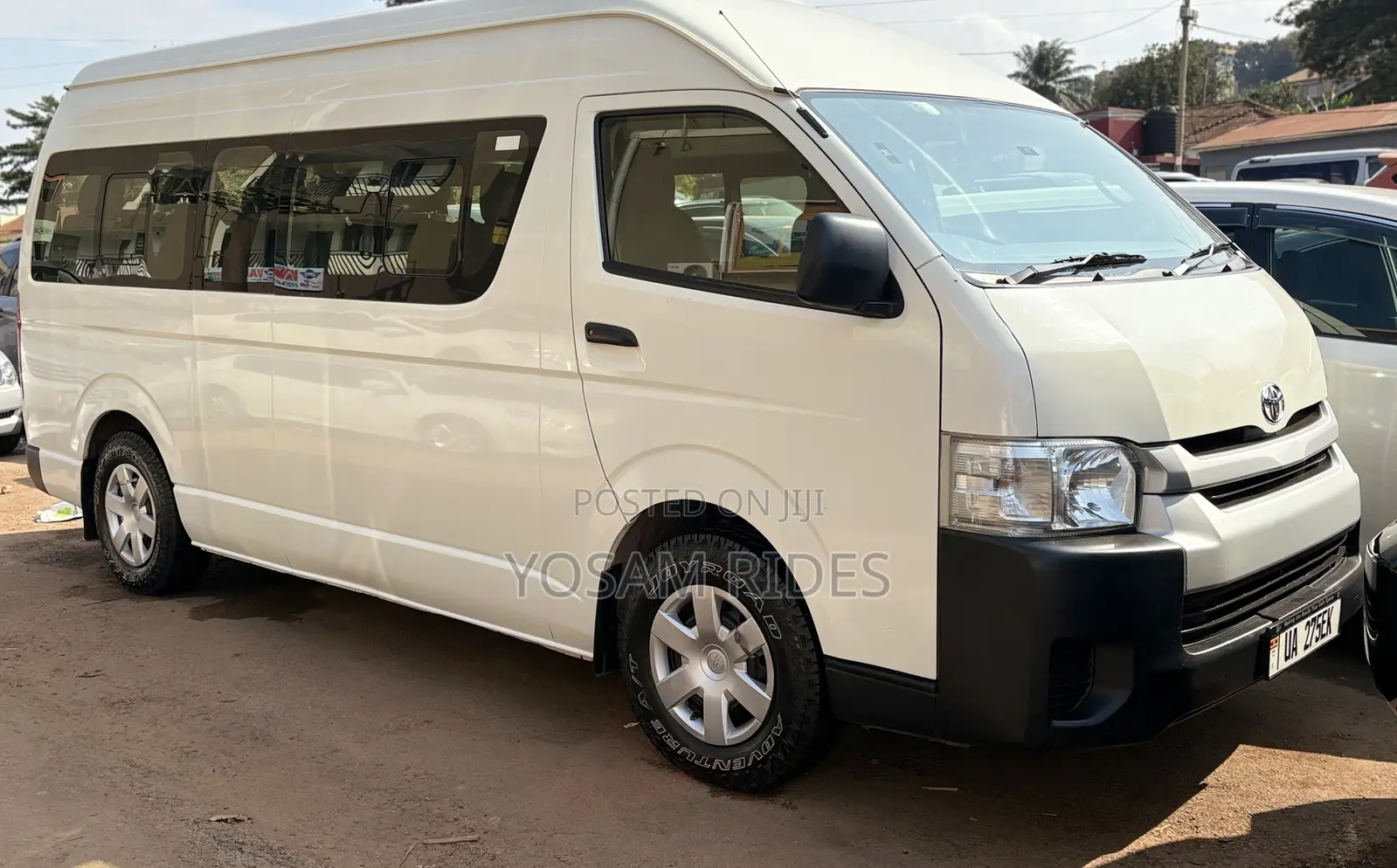 Toyota HiAce 2022 White