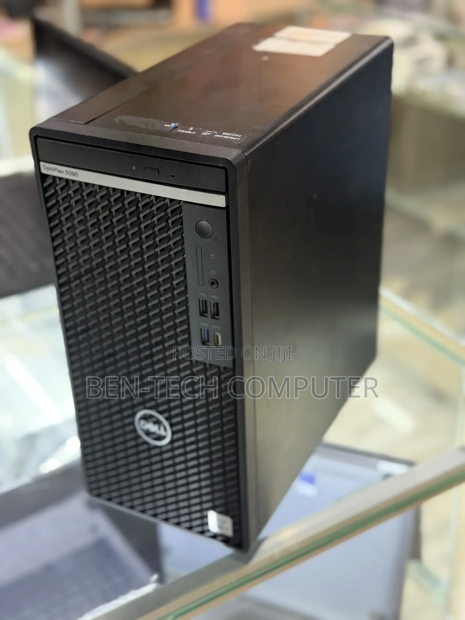 Desktop Computer Dell 8GB Intel Core i5 SSD 256GB