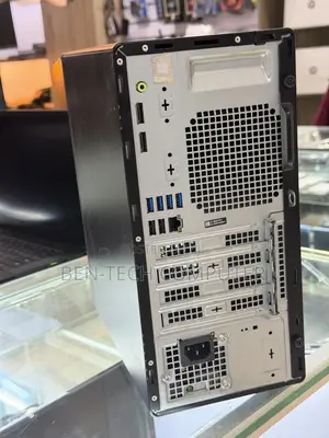 Desktop Computer Dell 8GB Intel Core i5 SSD 256GB