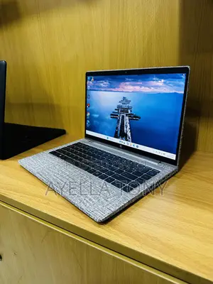 New Laptop HP ProBook 440 G10 8GB Intel Core i5 SSD 512GB