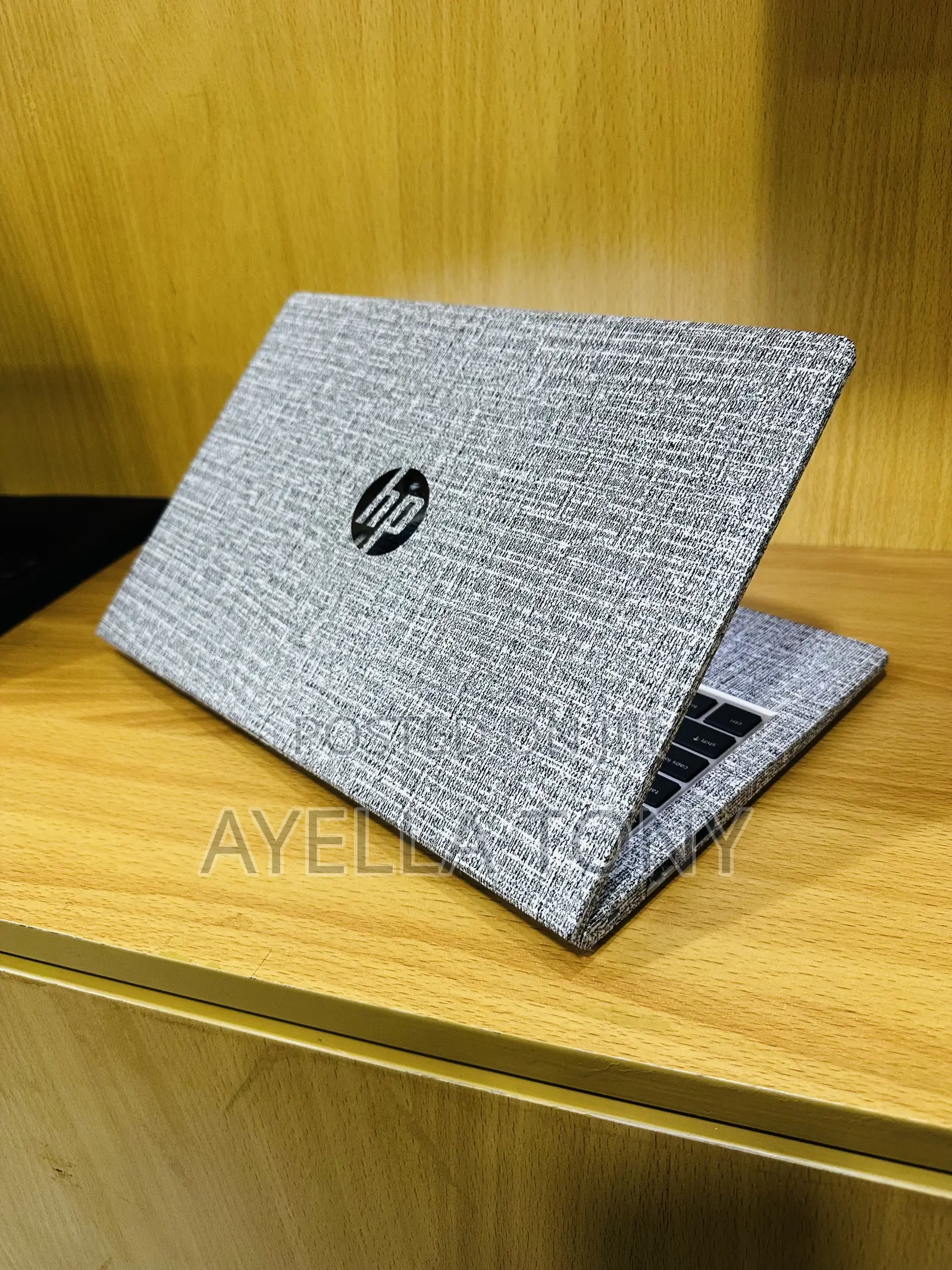 New Laptop HP ProBook 440 G10 8GB Intel Core i5 SSD 512GB