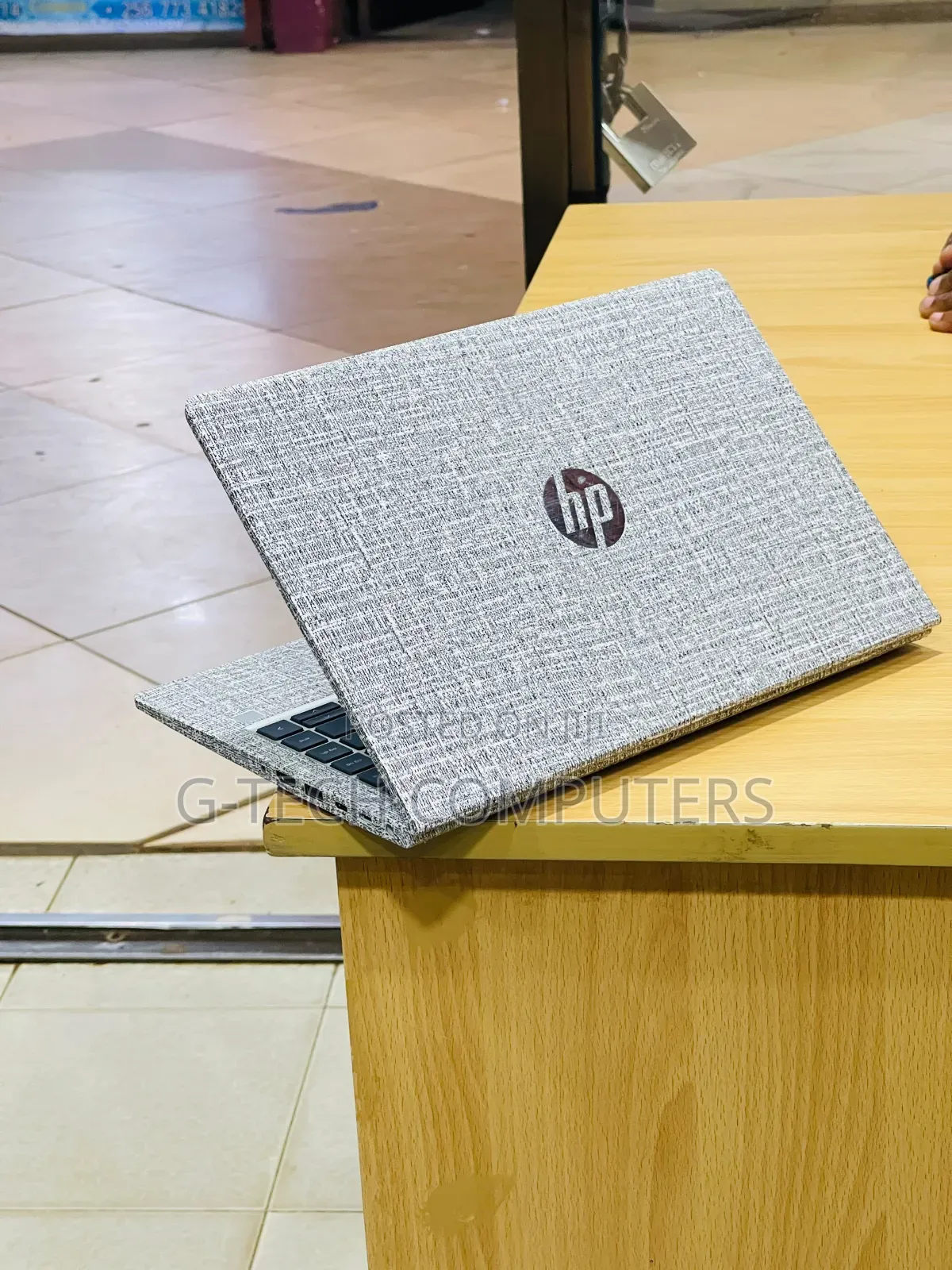 New Laptop HP ProBook 440 G10 8GB Intel Core i5 SSD 512GB