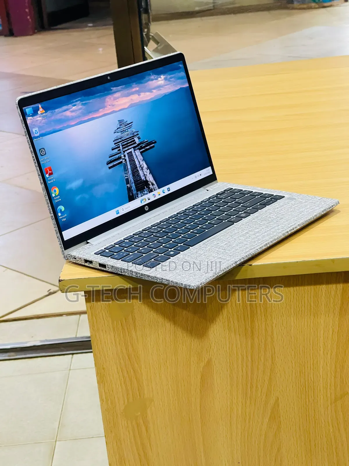 New Laptop HP ProBook 440 G10 8GB Intel Core i5 SSD 512GB