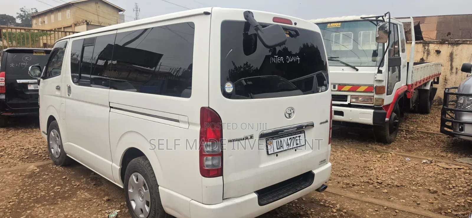Toyota HiAce 2013 White