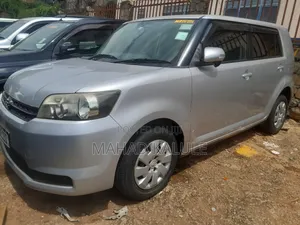 Toyota Corolla Rumion 2011 Silver