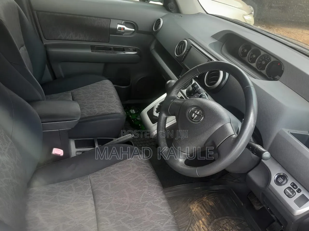 Toyota Corolla Rumion 2011 Black