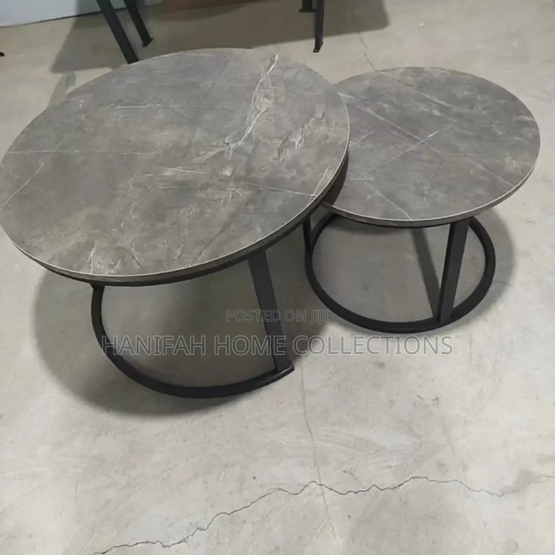 Grand Living Center Table Set