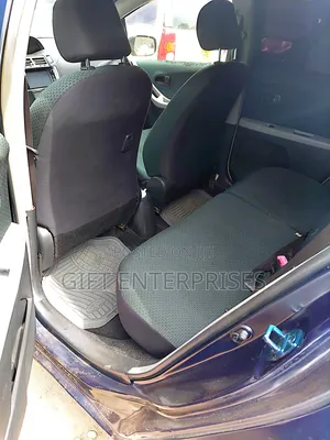 Toyota Vitz 2006 Blue