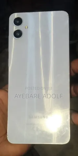Samsung Galaxy A05 64 GB White