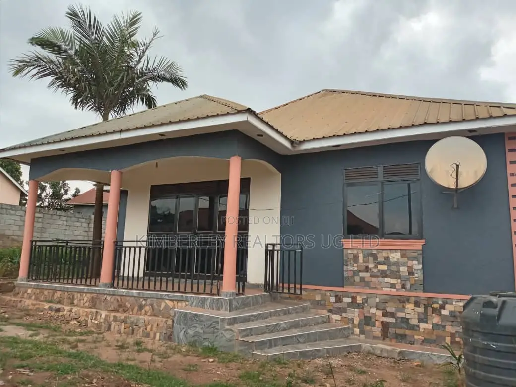 3bdrm House in Division A for sale