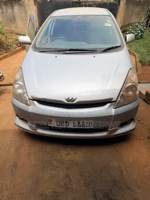 Toyota Wish 2003 Silver