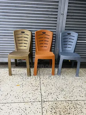 Supreme Bliss Model Plastic Chairs