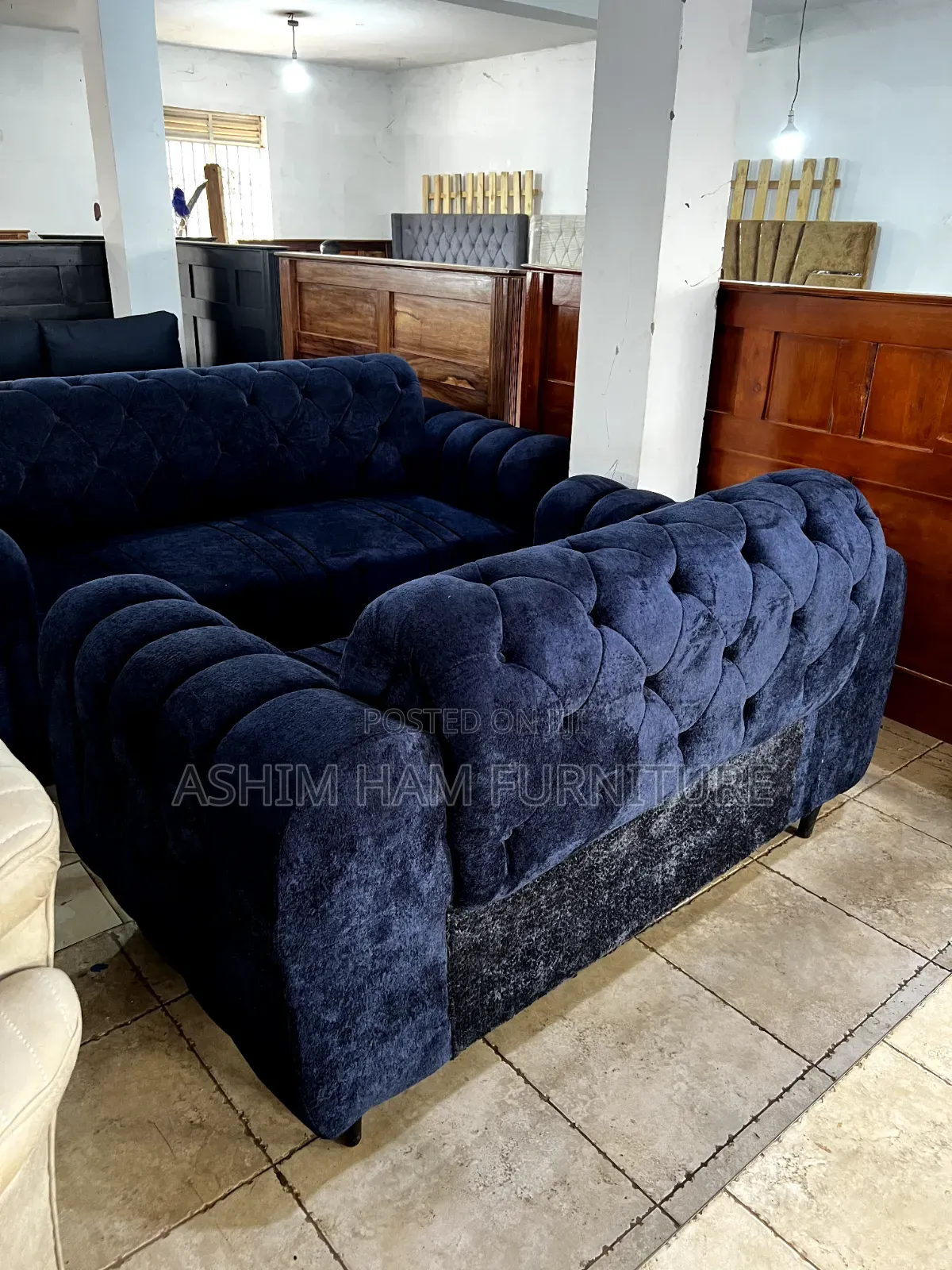Chesterfield Sofa With Rings