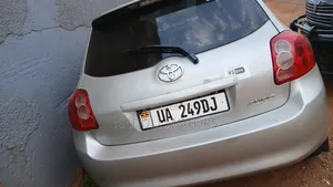 Toyota Auris 2009 Silver
