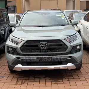 Toyota RAV4 Adventure AWD 2023 Green