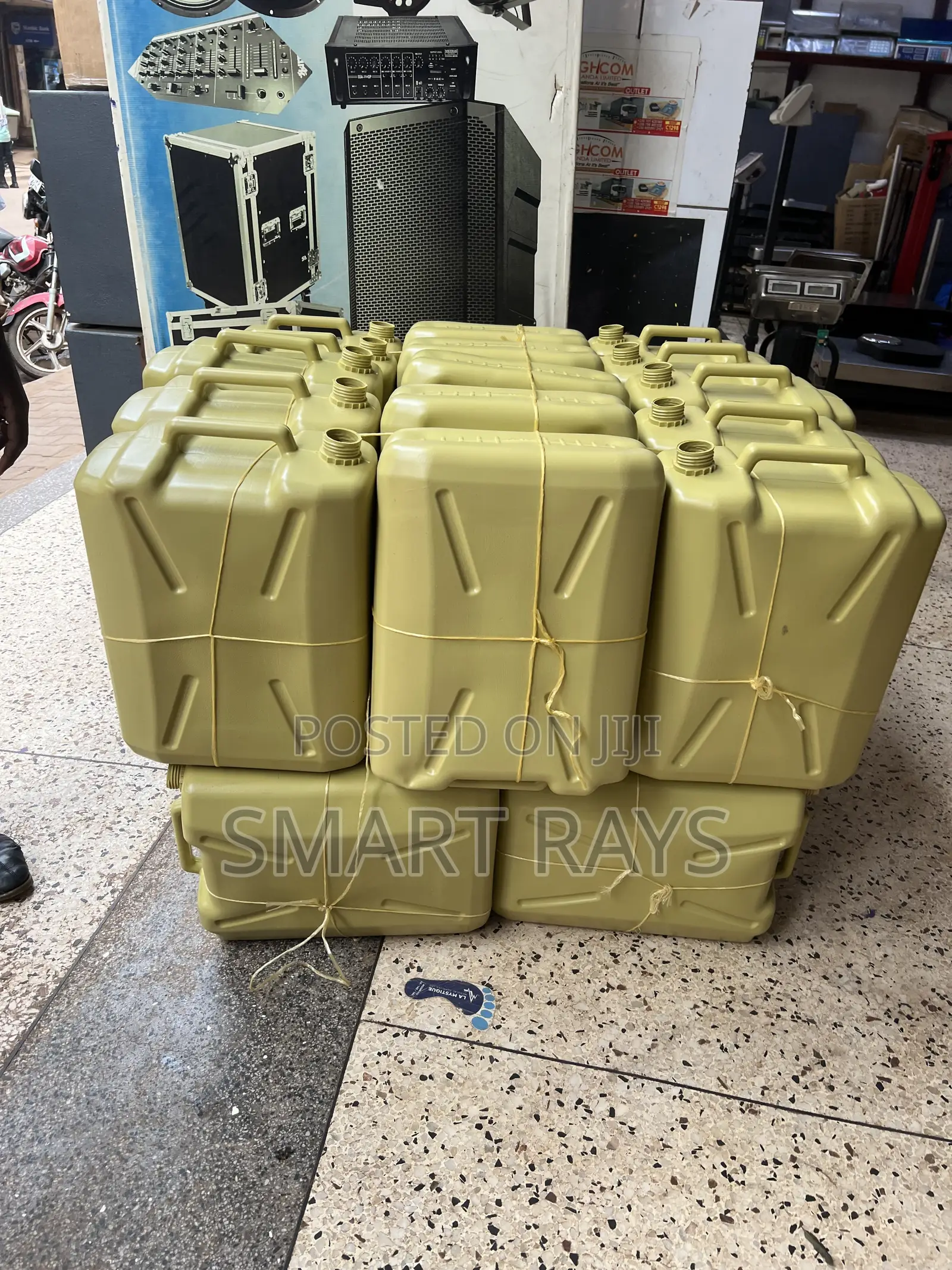 (5pcs)Plastic Jerrycans 20litrs