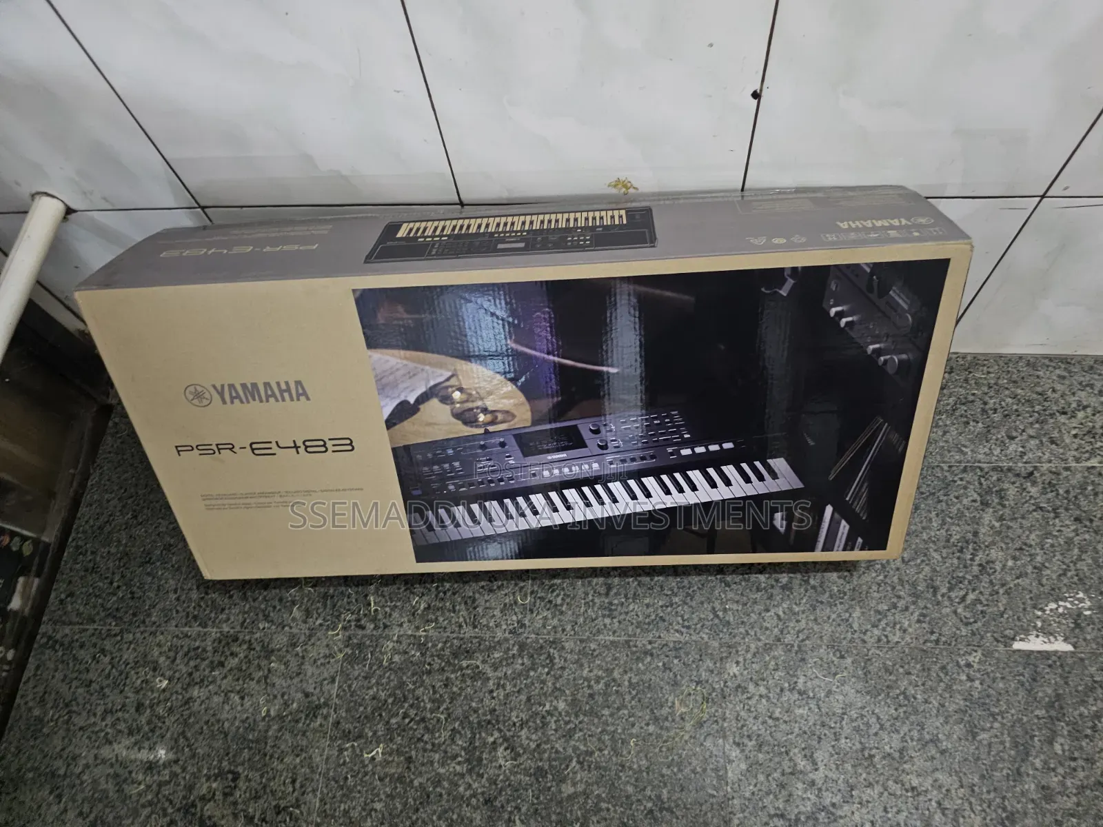 Yamaha PSR-E483 Keyboard