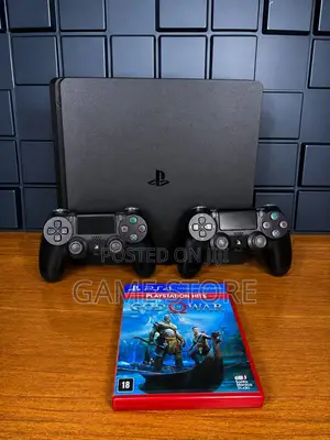 Ps4 Slim, 12 Games 2 Pads: Sharper Than a Rolex Chapati in Wandegeya