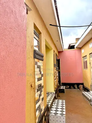 Commercial House