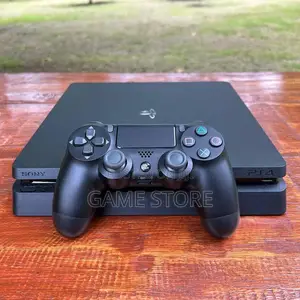 Ps4 Slim, 12 Games 2 Pads: Gaming Bliss, No Drama Allowed Here.